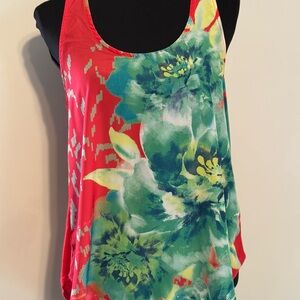 I.N. San Francisco Red and Green Tank Top Asymmetrical Design